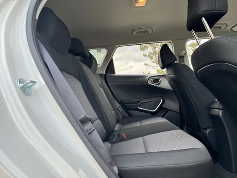 Used 2024 Kia Soul LX w/ Option Group 015 image 18
