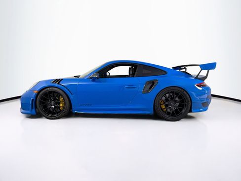 Used 2018 Porsche 911 GT2 RS image 4