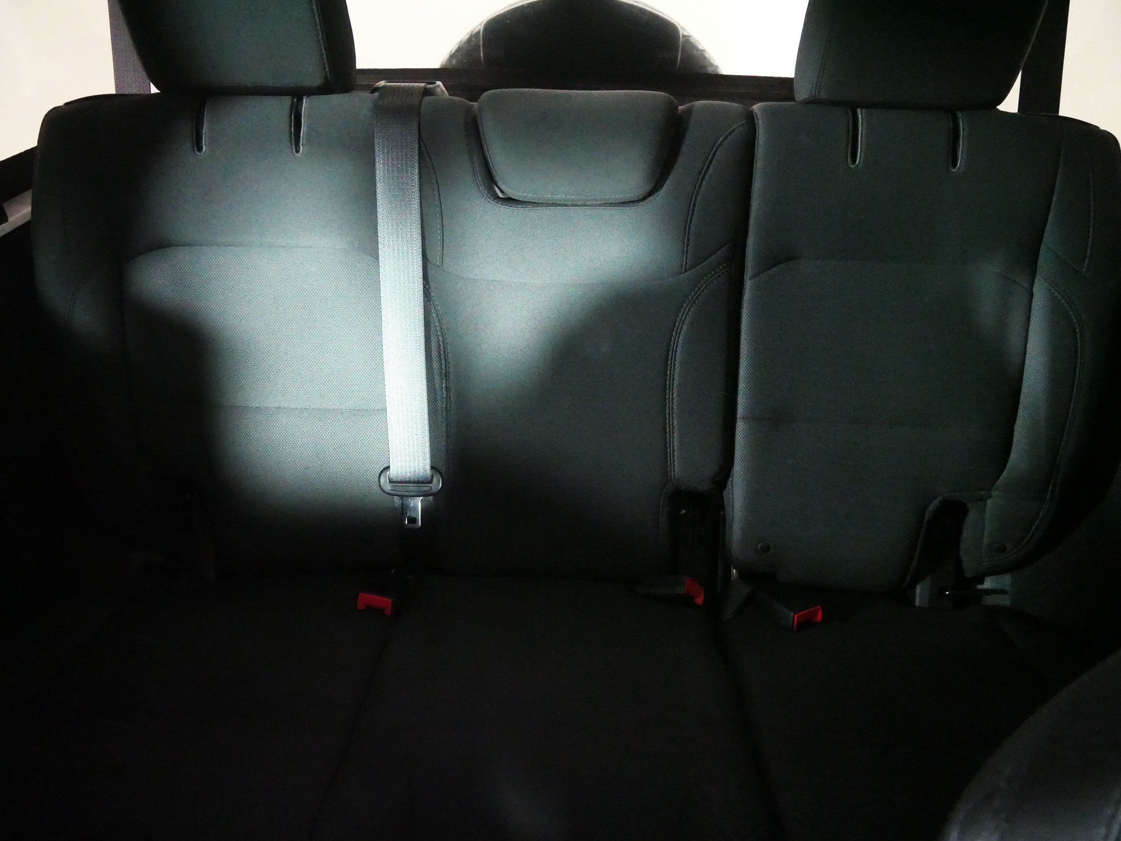 Used 2018 Jeep Wrangler Unlimited Sahara AWD/4WD image 13