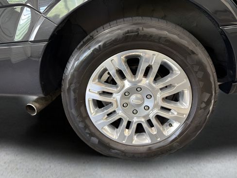 Used 2012 Ford Expedition Limited RWD image 37