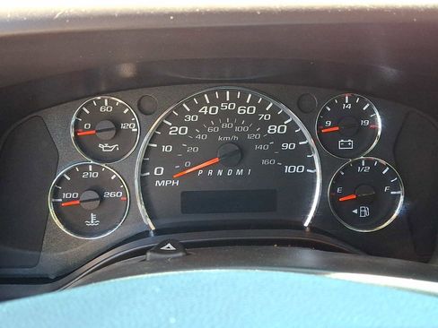 Used 2024 Chevrolet Express 2500 w/ Driver Convenience Package RWD image 20