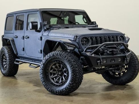 Used 2024 Jeep Wrangler Unlimited Rubicon w/ Technology Group AWD/4WD image 5