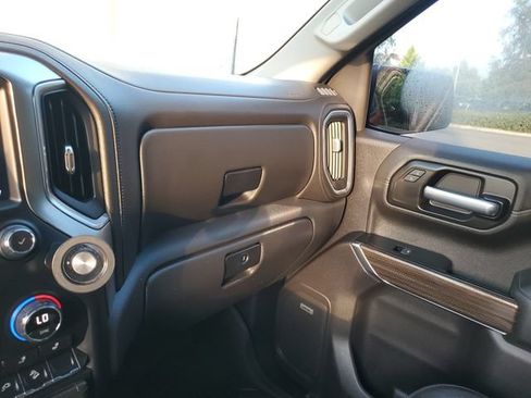 Used 2020 Chevrolet Silverado 1500 LT Trail Boss AWD/4WD image 28
