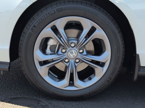 Used 2023 Honda Accord EX image 13