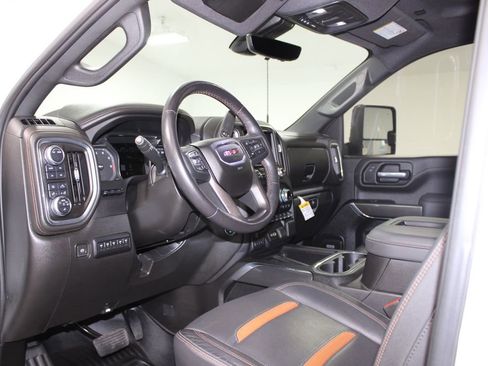 Used 2022 GMC Sierra 2500 AT4 w/ AT4 Preferred Package AWD/4WD image 24