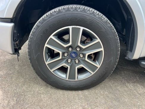 Used 2016 Ford F150 XLT w/ Equipment Group 302A Luxury image 14