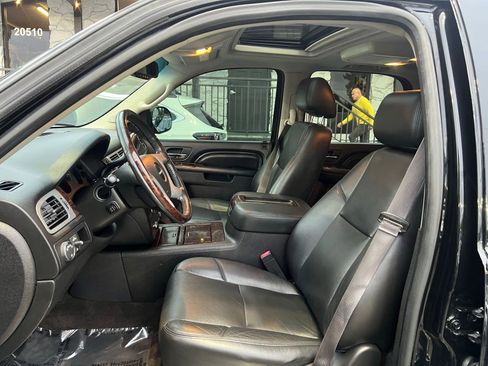 Used 2014 GMC Yukon Denali image 18