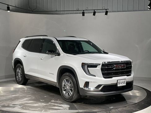 Used 2025 GMC Acadia Elevation image 42