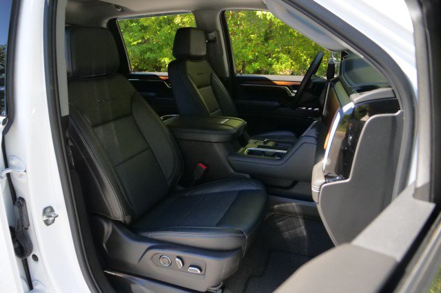 Used 2024 GMC Sierra 2500 Denali AWD/4WD image 39
