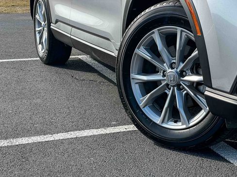 Certified 2024 Honda CR-V EX image 3