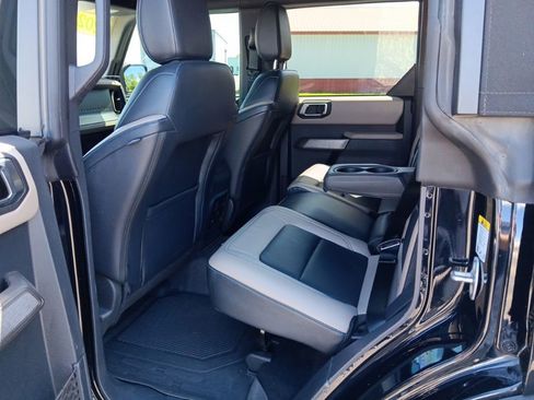 Used 2022 Ford Bronco Wildtrak AWD/4WD image 29