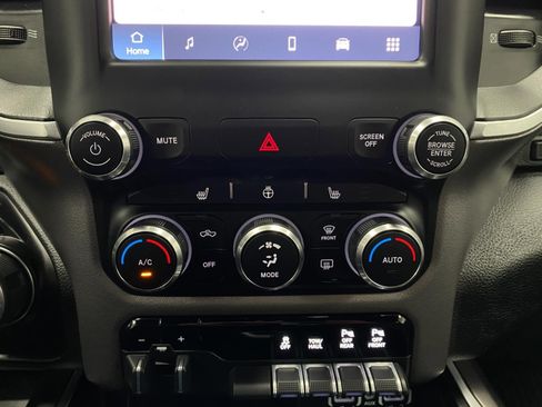 Used 2023 RAM 1500 Big Horn AWD/4WD image 24