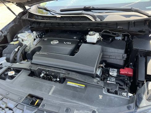 Used 2022 Nissan Murano SV AWD/4WD image 9