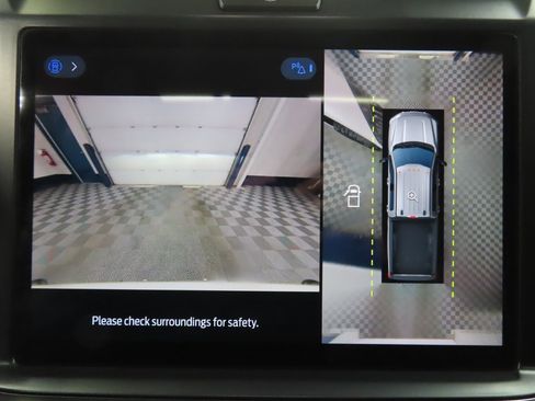 Used 2025 Ford F250 Platinum image 23