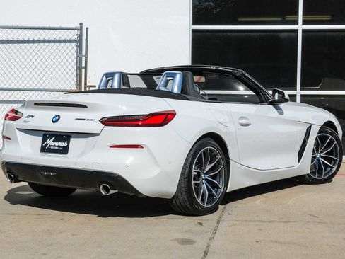 Used 2022 BMW Z4 sDrive30i w/ Premium Package 2 image 9