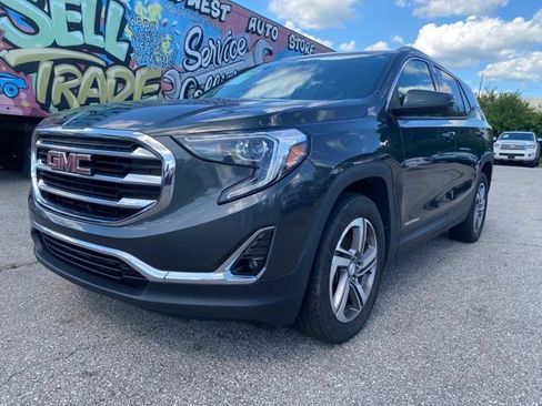 Used 2018 GMC Terrain SLT w/ Infotainment Package II AWD/4WD image 3