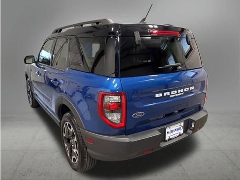 Used 2024 Ford Bronco Sport Outer Banks AWD/4WD image 3