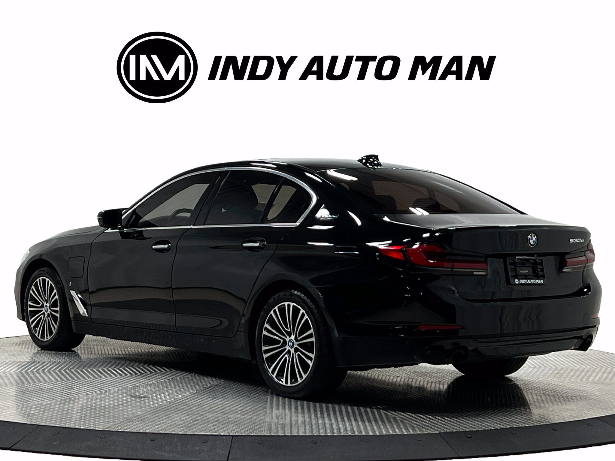 Used 2018 BMW 530e xDrive AWD/4WD image 6