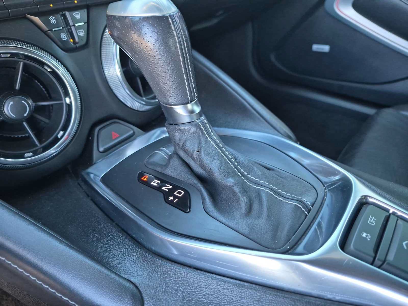 Used 2019 Chevrolet Camaro SS RWD image 28