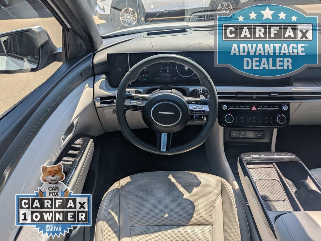 Used 2025 Hyundai Tucson Limited AWD/4WD image 19