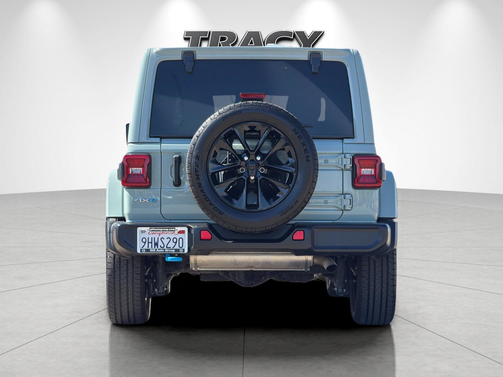 Used 2024 Jeep Wrangler Unlimited Sahara w/ Technology Group AWD/4WD image 5