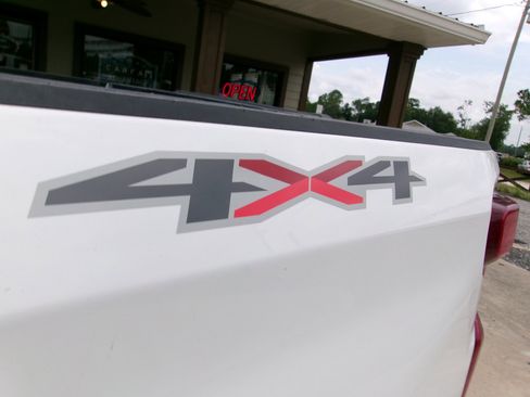 Used 2021 Chevrolet Silverado 1500 Custom w/ Custom Max Trailering Package image 10