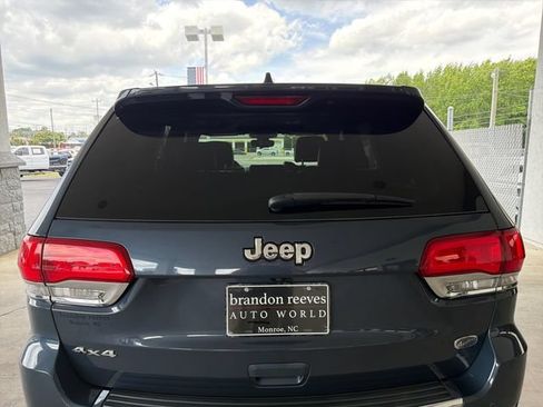 Used 2019 Jeep Grand Cherokee Overland AWD/4WD image 29