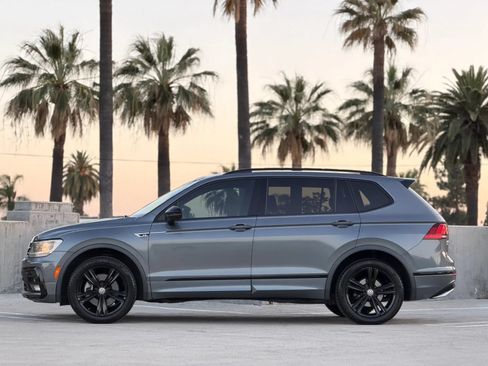 Used 2019 Volkswagen Tiguan SEL Premium R-Line FWD image 8