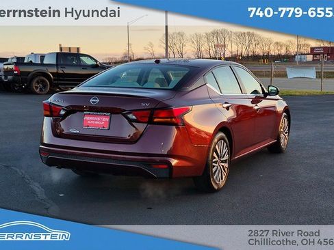 Used 2024 Nissan Altima 2.5 SV image 31