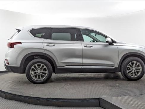 Used 2019 Hyundai Santa Fe SEL image 9