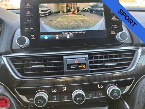 Used 2021 Honda Accord Sport image 13