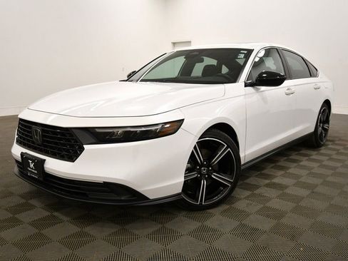 Certified 2023 Honda Accord Sport image 2