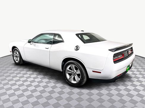 Used 2023 Dodge Challenger SXT image 7