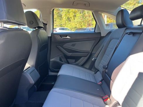 New 2026 Volkswagen Jetta SE image 13