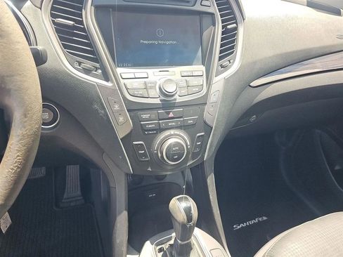 Used 2013 Hyundai Santa Fe Sport 2.0T w/ Technology Pkg FWD image 11