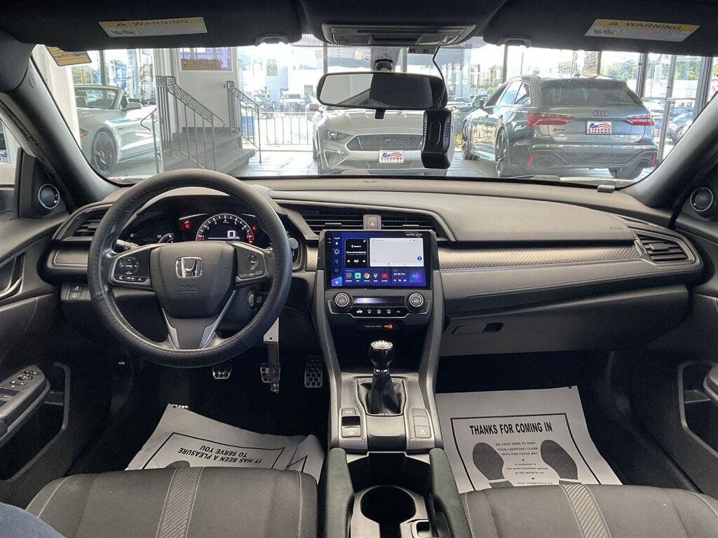 Used 2018 Honda Civic Sport image 16
