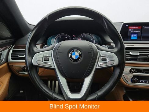 Used 2019 BMW 750i xDrive w/ Executive Package AWD/4WD image 13