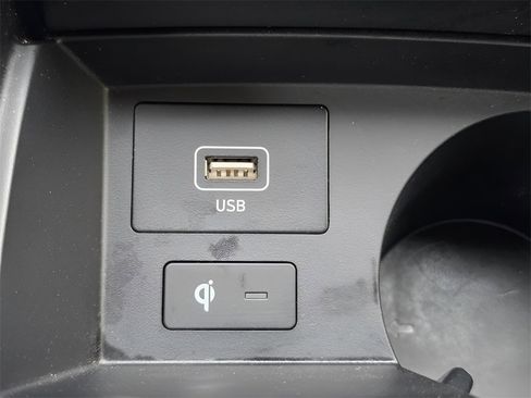 Certified 2023 Hyundai Santa Fe Limited image 37