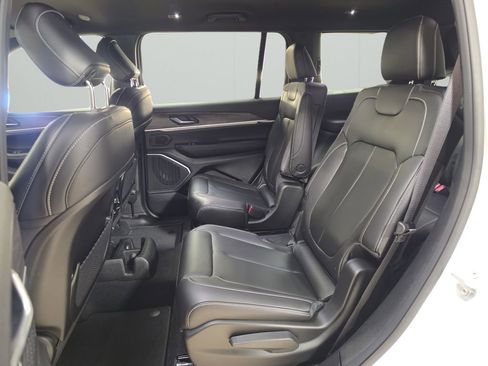 New 2026 Jeep Grand Cherokee L Limited AWD/4WD image 14