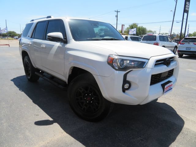 Used 2021 Toyota 4Runner SR5 Premium w/ Moonroof Package AWD/4WD image 3