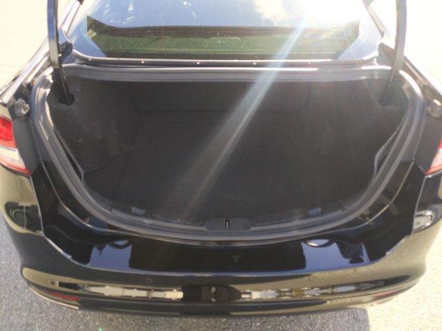 Used 2017 Ford Fusion Titanium FWD image 6