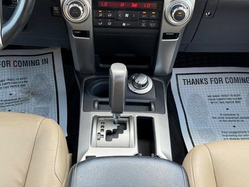Used 2012 Toyota 4Runner Limited AWD/4WD image 19