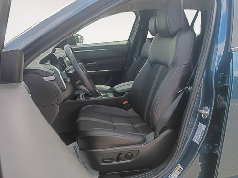 Used 2025 MAZDA CX-50 AWD 2.5 S w/ Preferred Package image 9