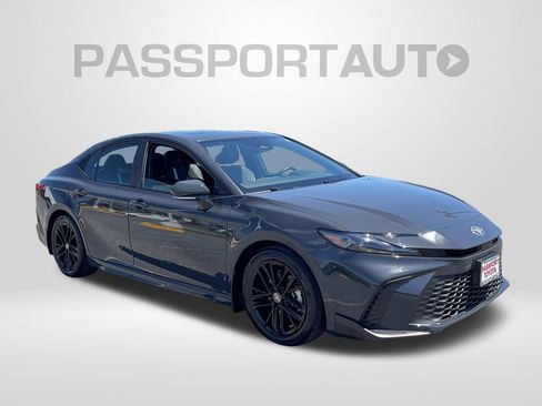 Certified 2025 Toyota Camry SE w/ Convenience Package FWD image 12