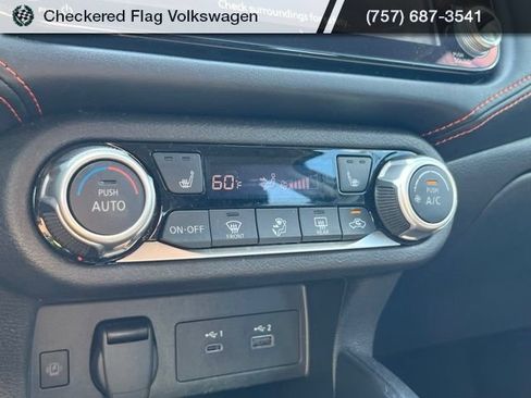 Used 2024 Nissan Versa SR FWD image 38