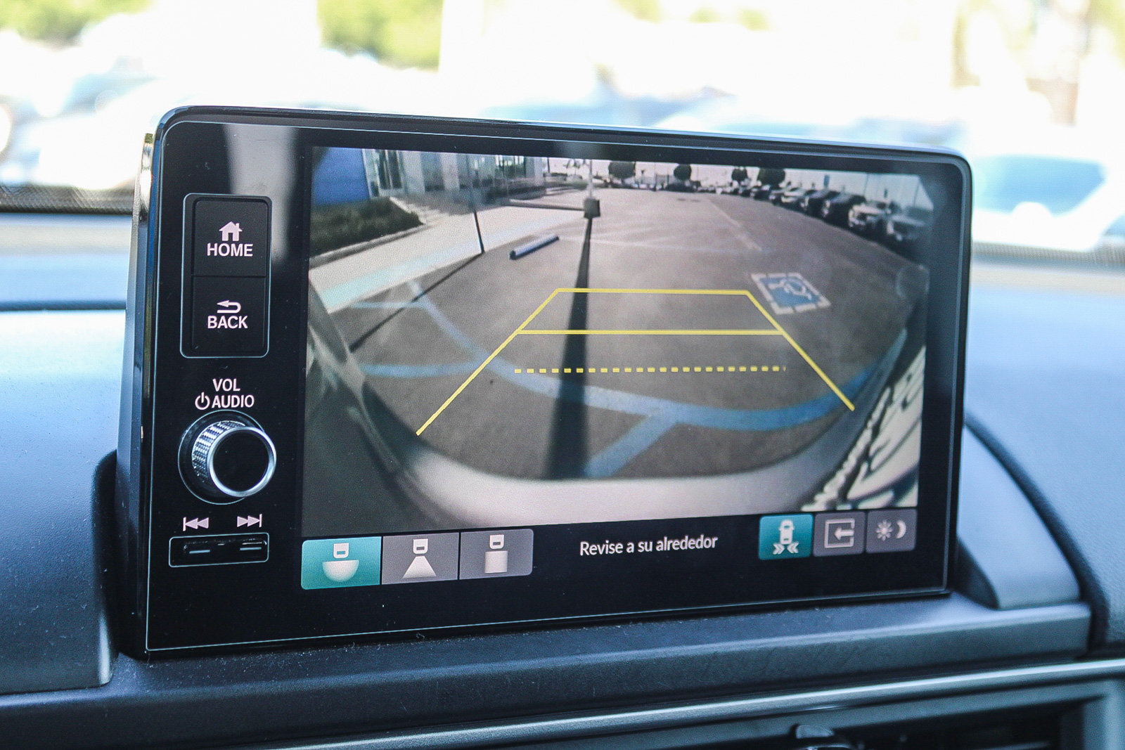 Used 2025 Honda Pilot EX-L image 26