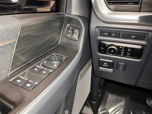 Used 2024 Ford F150 Lariat w/ FX4 Off-Road Package image 15