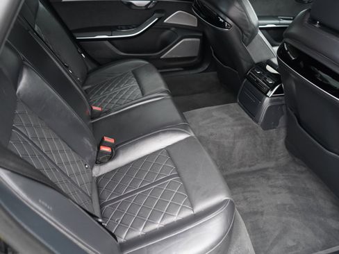 Used 2022 Audi S8 w/ S8 Comfort Plus Package image 51