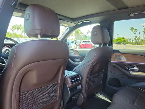 Used 2022 Mercedes-Benz GLE 450 4MATIC image 13