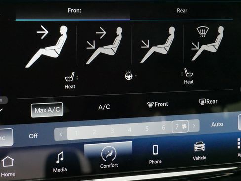Used 2023 Chrysler Pacifica Touring-L FWD image 28